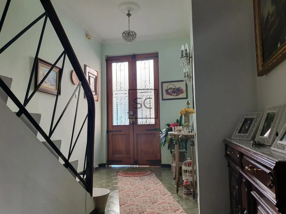 Casa con finca y garaje