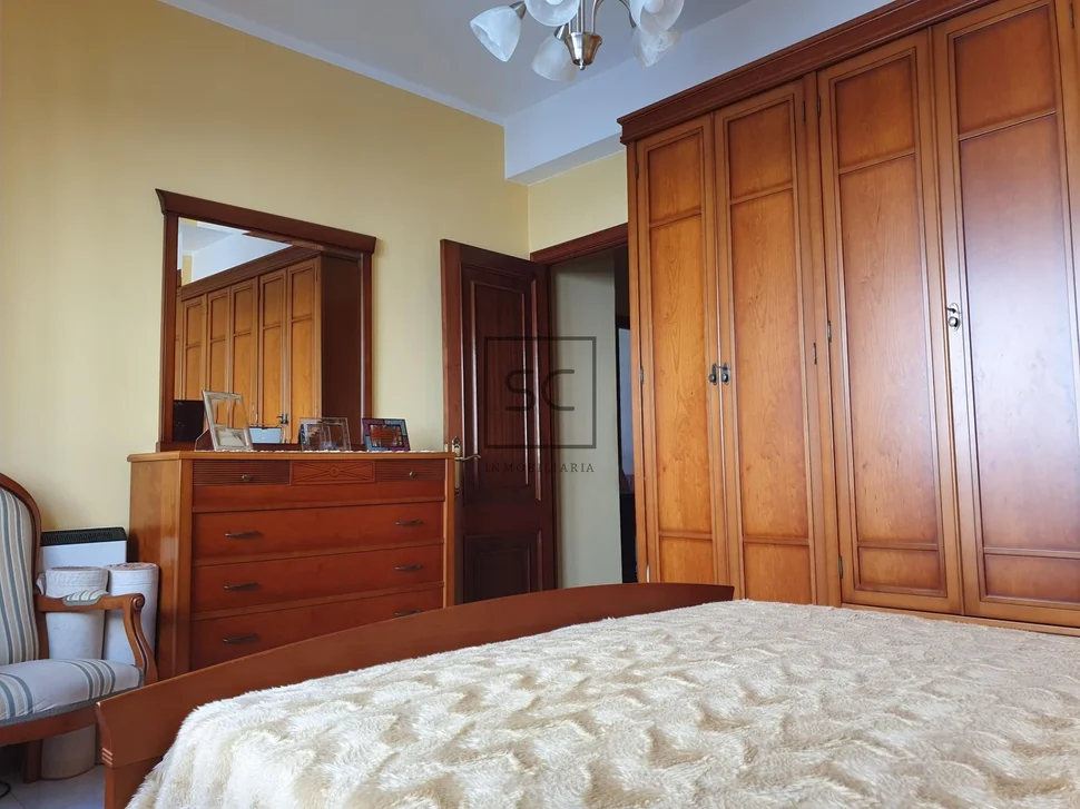 Casa con finca y garaje