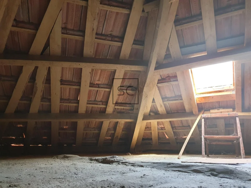 Casa con finca y garaje