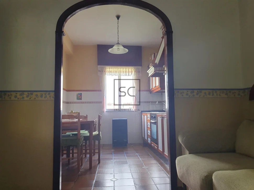 Casa con finca y garaje