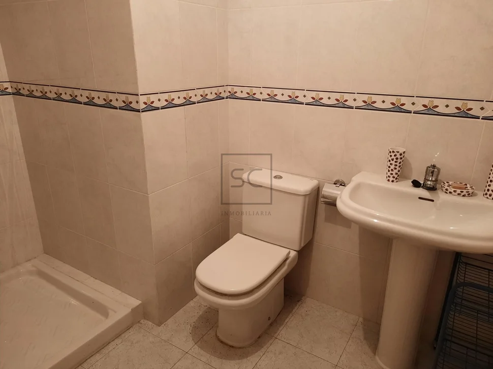 Amplio piso con ascensor y garaje