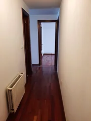 Amplio piso con ascensor y garaje