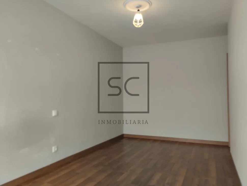 Piso exterior con ascensor en coruña