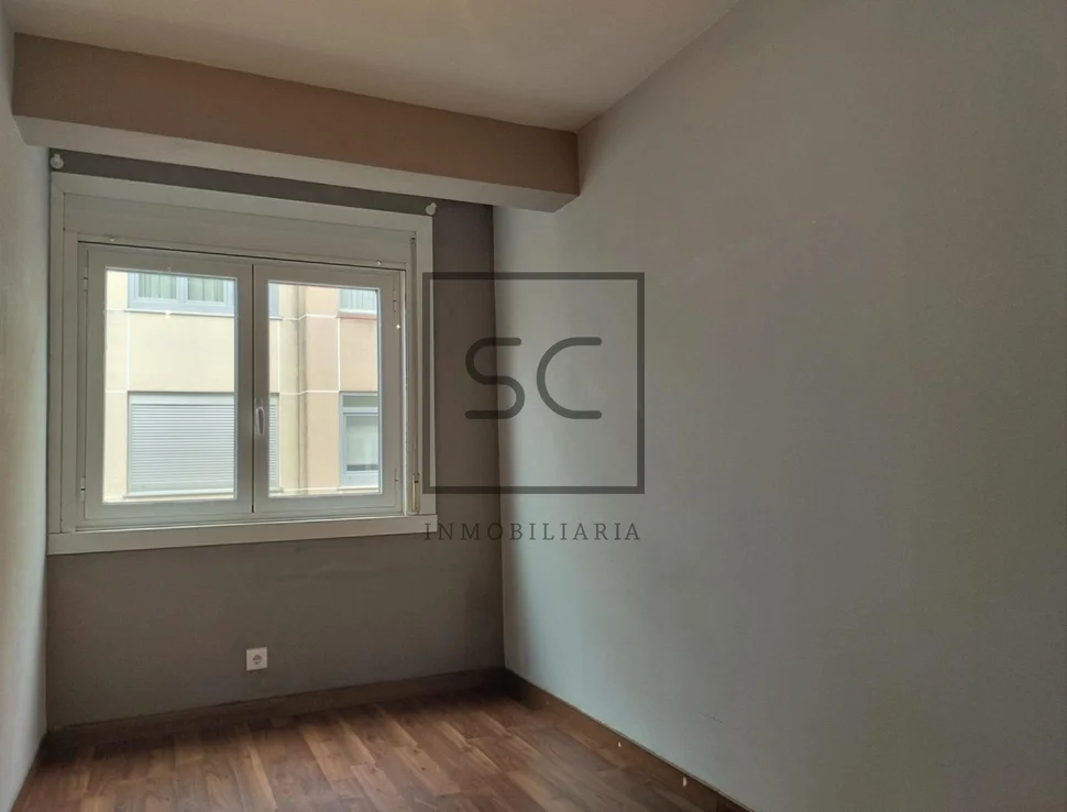 Piso exterior con ascensor en coruña