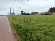 Terreno edificable con casa para reformar