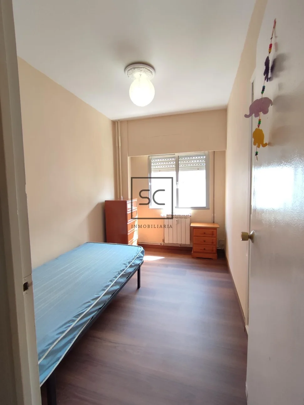 Bonito piso con garaje rotativo