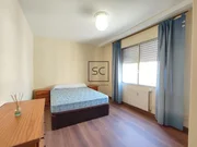 Bonito piso con garaje rotativo