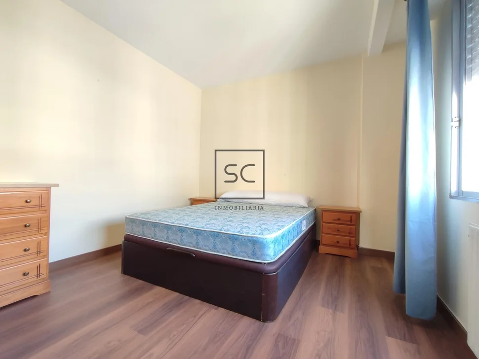 Bonito piso con garaje rotativo