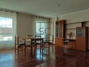 Luminoso dúplex en bertamiráns