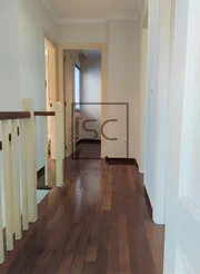 Luminoso dúplex en bertamiráns