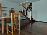 Luminoso dúplex en bertamiráns