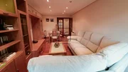Luminoso piso con 3 habitaciones