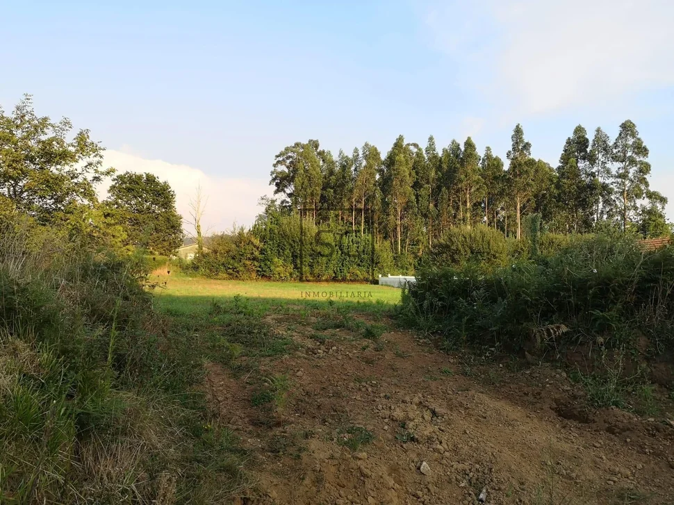 Terreno urbano en narón