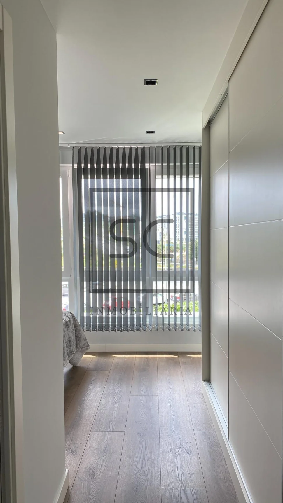 Piso luminoso recién reformado totalmente equipado y amueblado listo para entrar a vivir