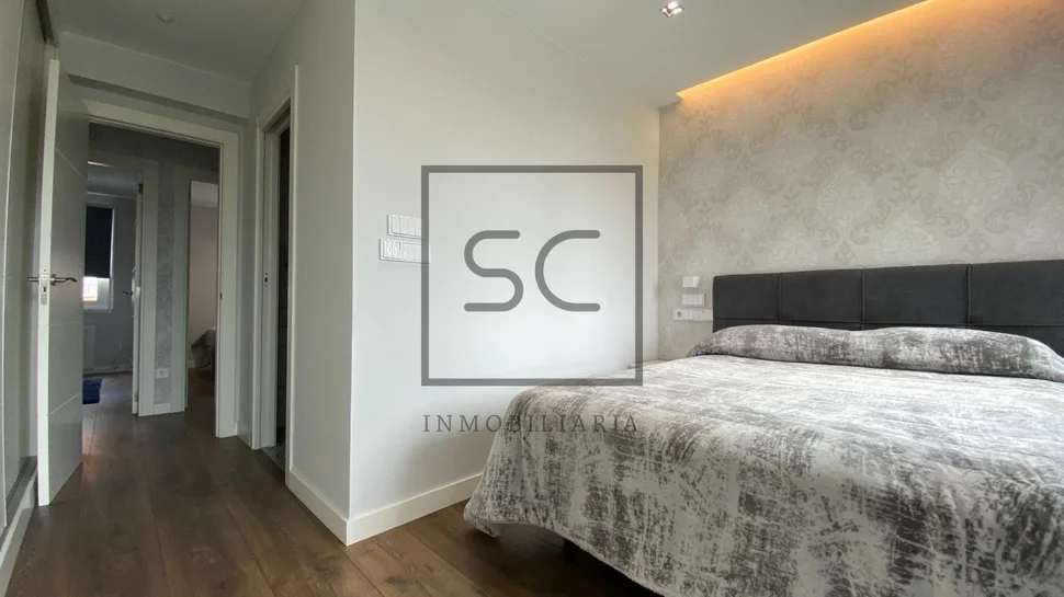 Piso luminoso recién reformado totalmente equipado y amueblado listo para entrar a vivir