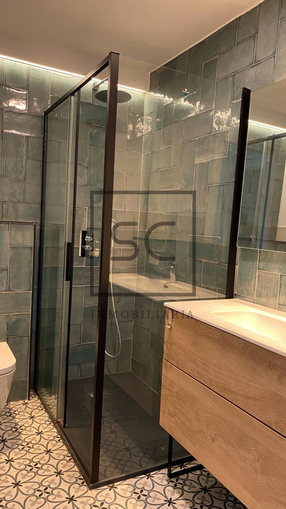 Piso luminoso recién reformado totalmente equipado y amueblado listo para entrar a vivir