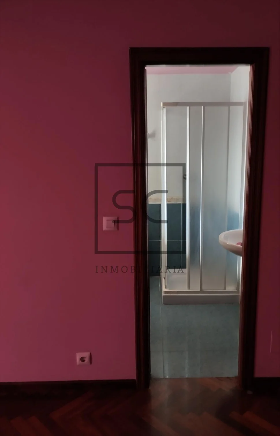 Luminoso ático con terraza