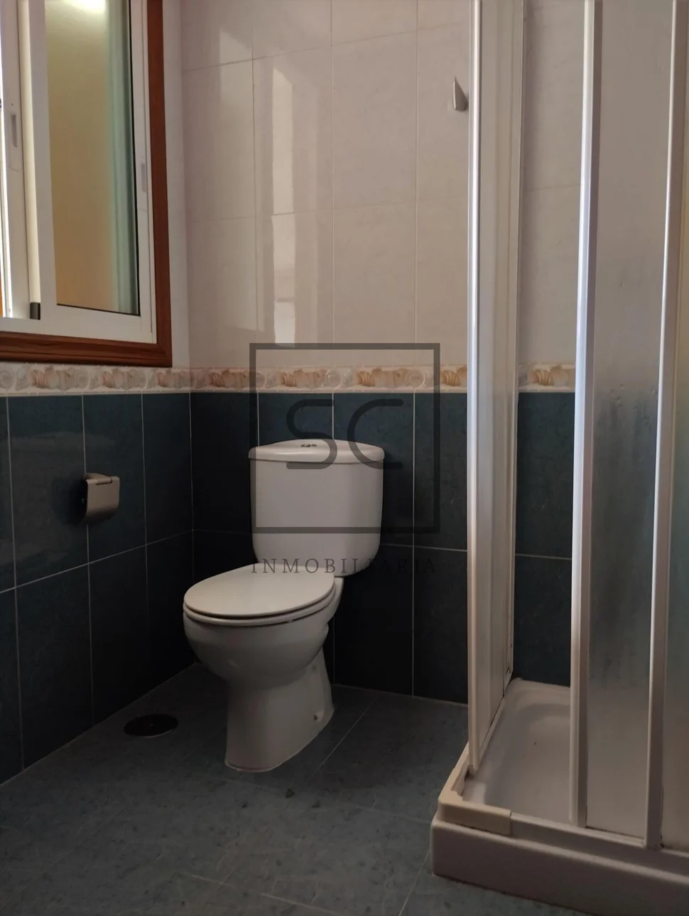 Luminoso ático con terraza