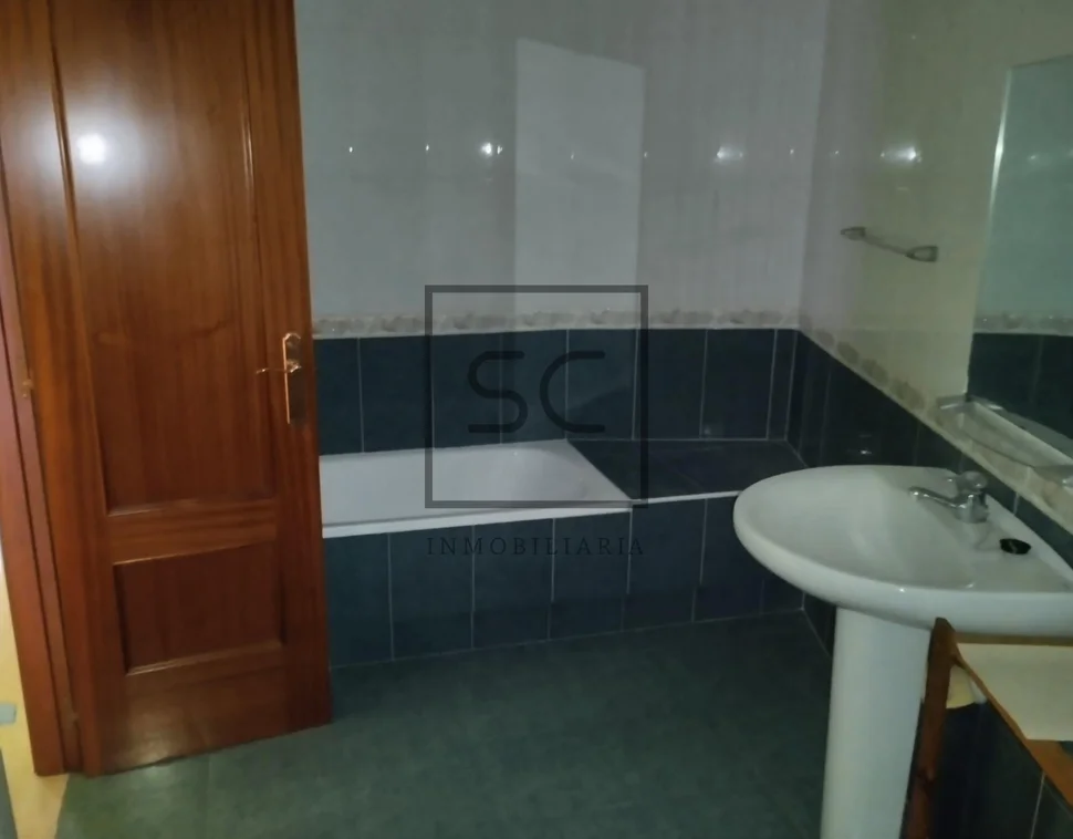 Luminoso ático con terraza