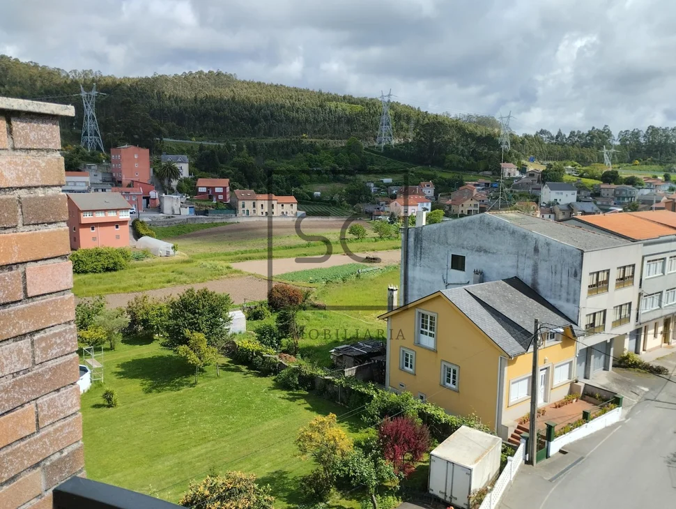 Luminoso ático con terraza