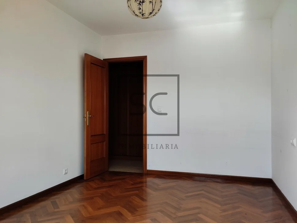 Luminoso ático con terraza