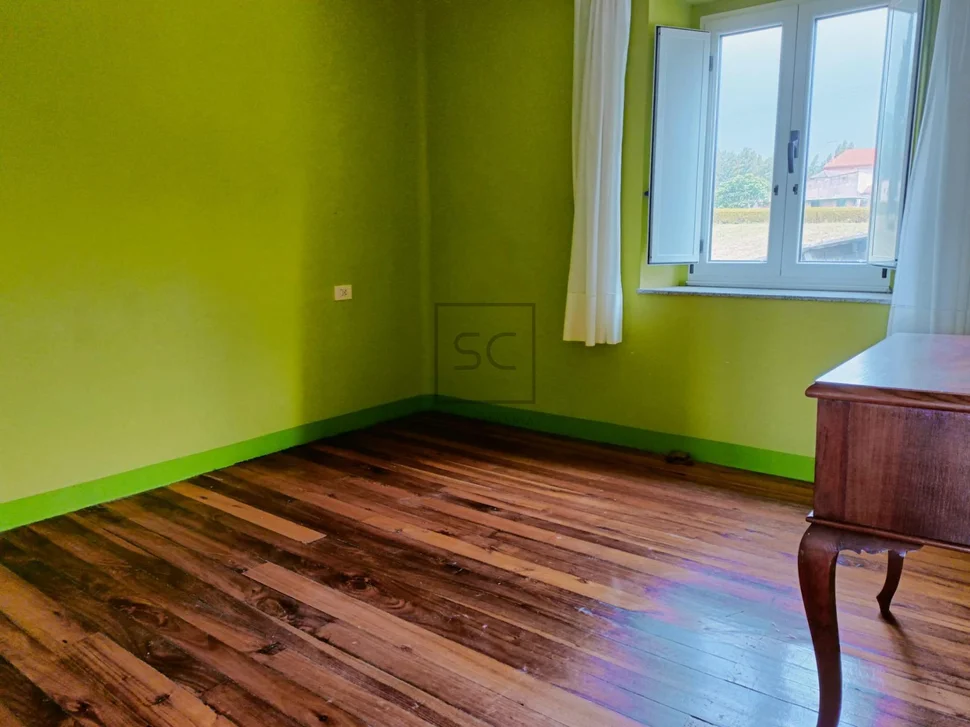 Casa en sedes con bodega y terreno en sedes, narón