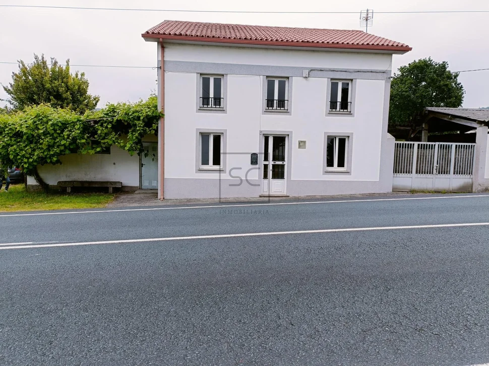 Casa en sedes con bodega y terreno en sedes, narón