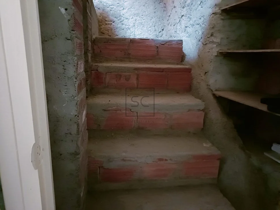 Casa en sedes con bodega y terreno en sedes, narón