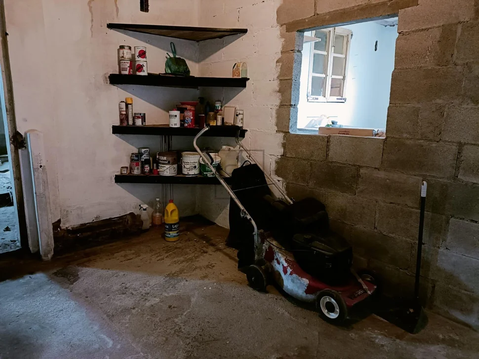 Casa en sedes con bodega y terreno en sedes, narón