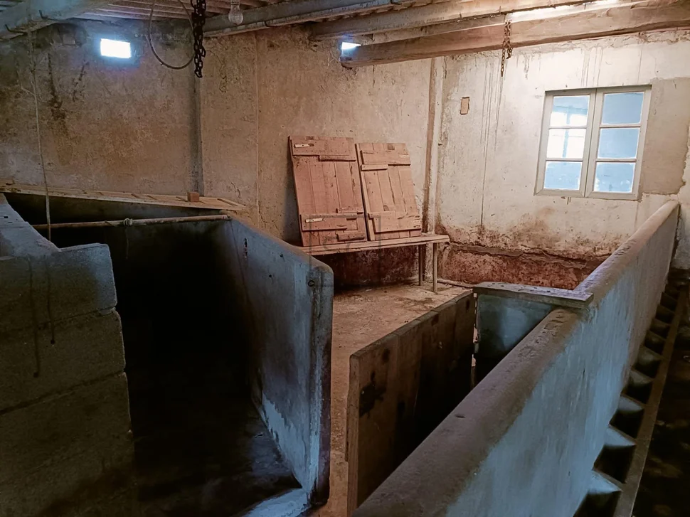 Casa en sedes con bodega y terreno en sedes, narón