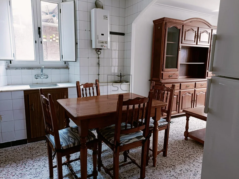 Casa en sedes con bodega y terreno en sedes, narón