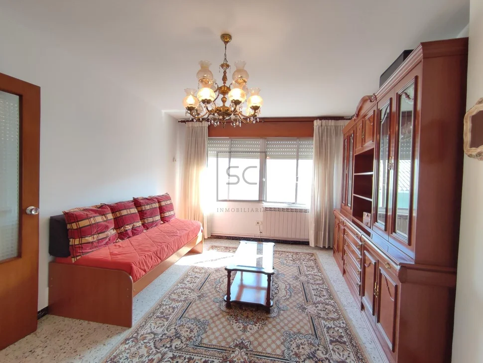 Céntrico 3º sin ascensor