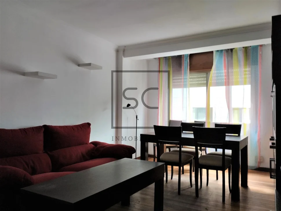 Piso amplio con ascensor, garaje y trastero en milladoiro, ames