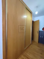 Amplio piso con terraza cubierta en jubia, narón