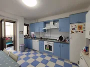 Amplio piso con terraza cubierta en jubia, narón