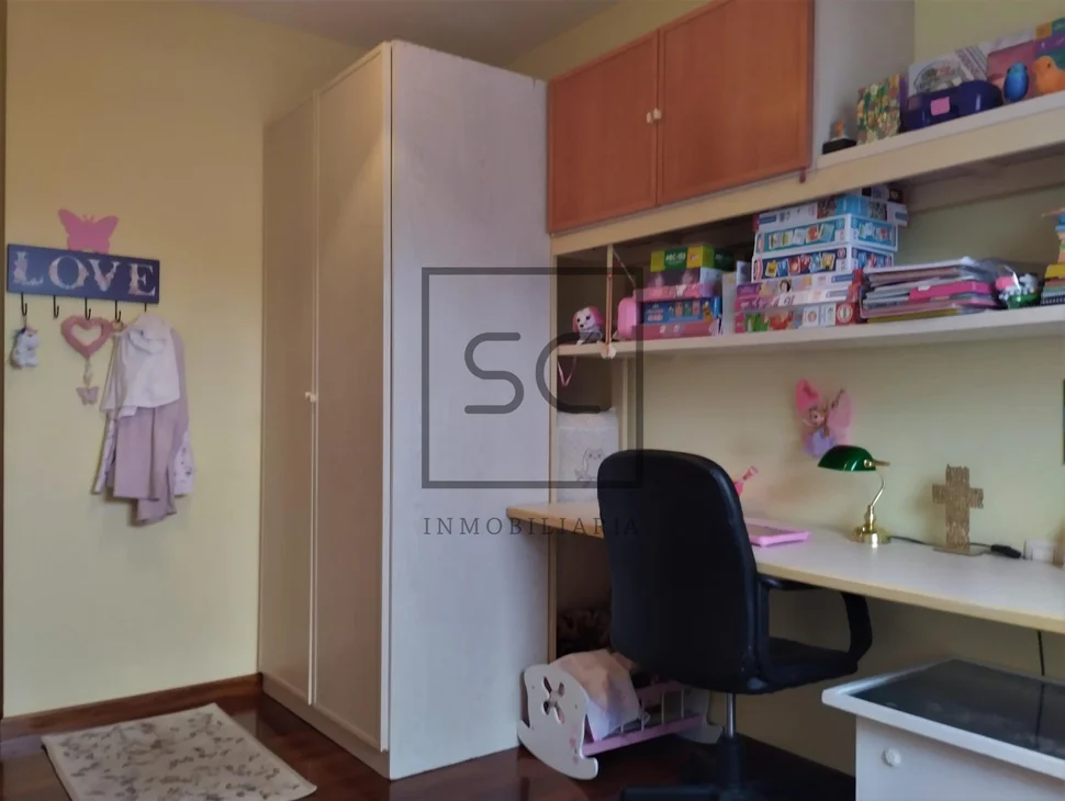 Ático con ascensor y garaje en guísamo, bergondo