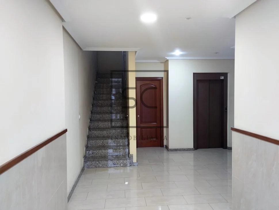 Ático con ascensor y garaje en guísamo, bergondo