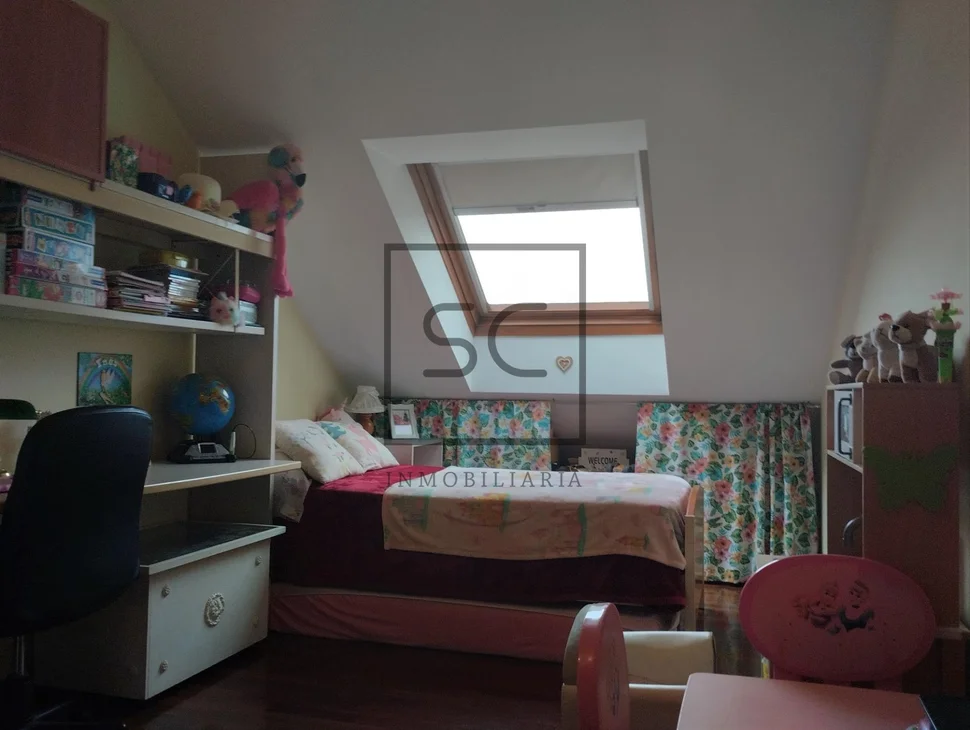 Ático con ascensor y garaje en guísamo, bergondo