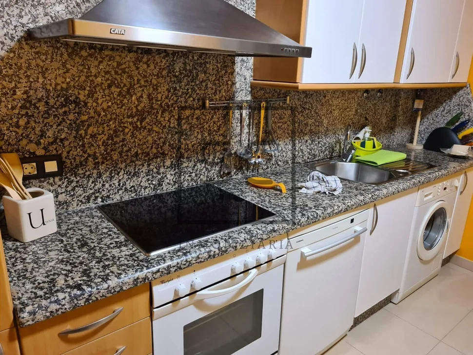 Piso exterior con ascensor en o burgo