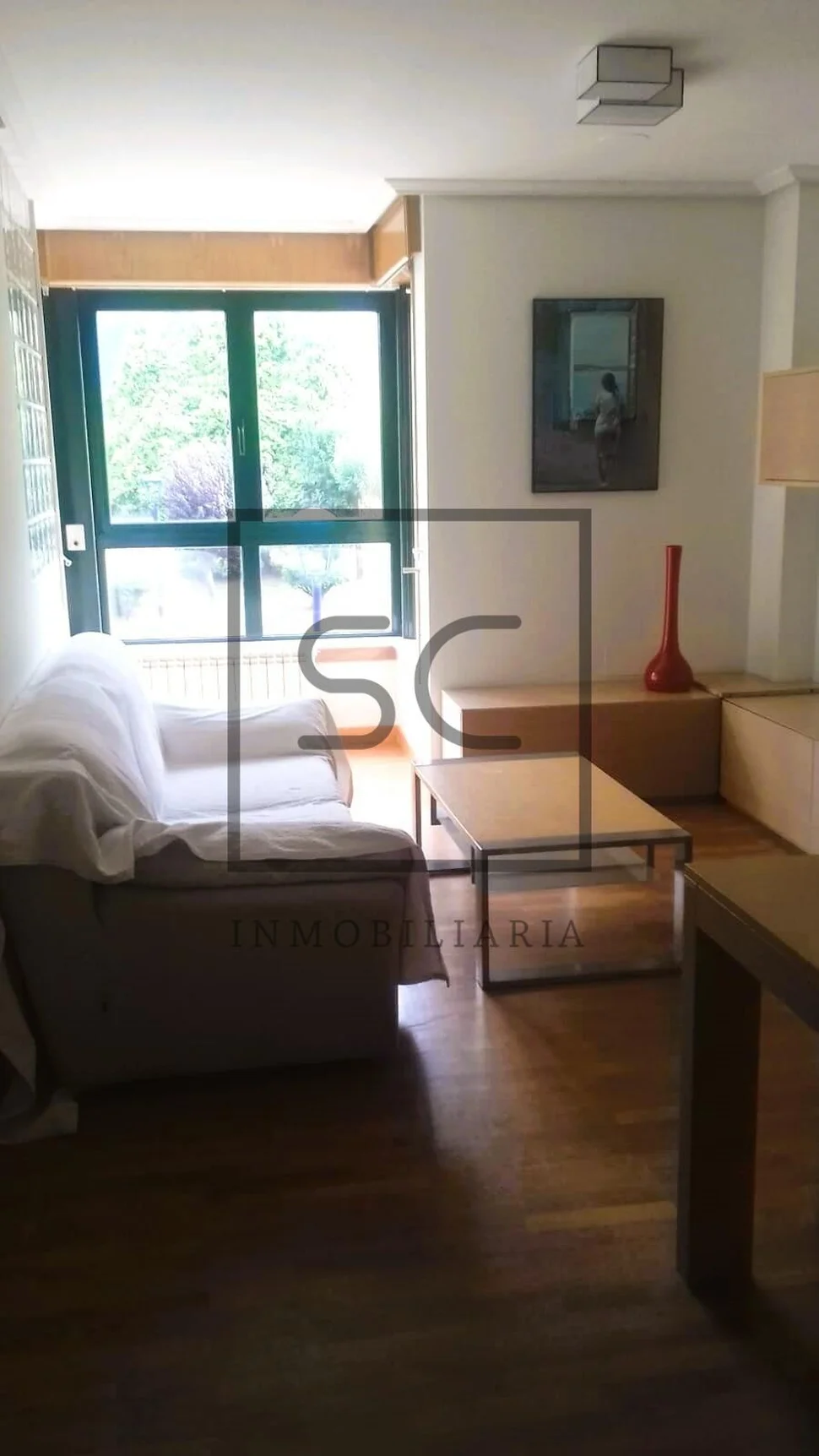 Piso exterior con ascensor en o burgo