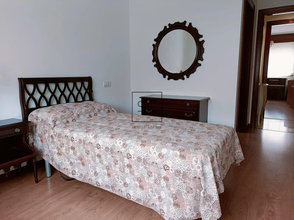 Luminoso piso en porta nova, ferrol