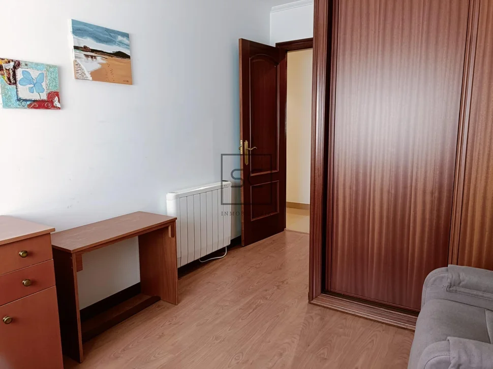 Luminoso piso en porta nova, ferrol