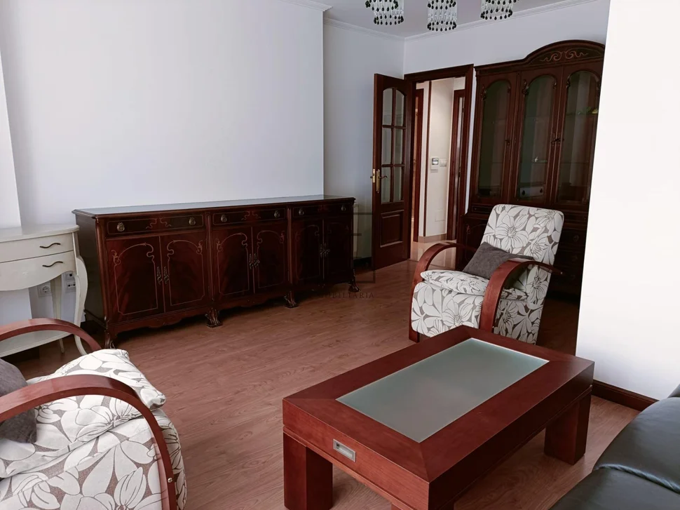 Luminoso piso en porta nova, ferrol