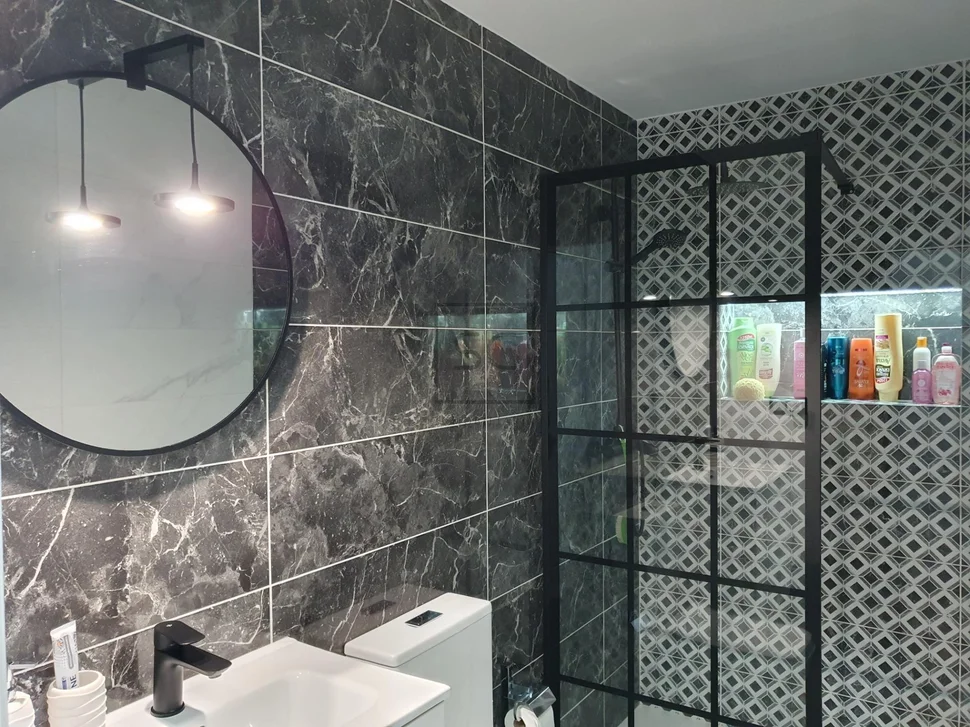 Pareado con terraza finca y bodegas en catabois, ferrol