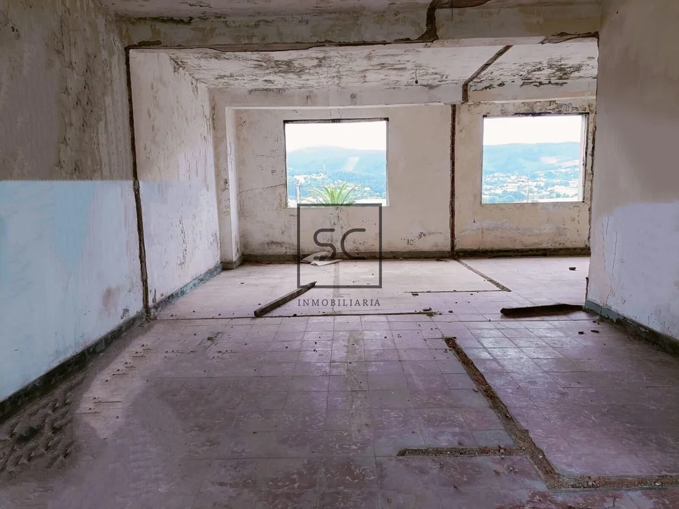 Casa para reformrcon vistas en canido, ferrol