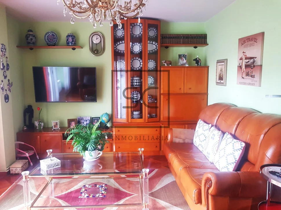 Luminoso piso con terraza y barbacoa en vilaboa, culleredo