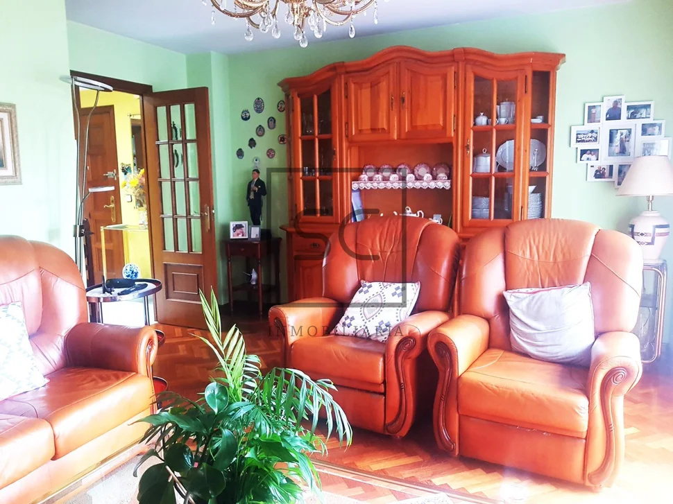 Luminoso piso con terraza y barbacoa en vilaboa, culleredo