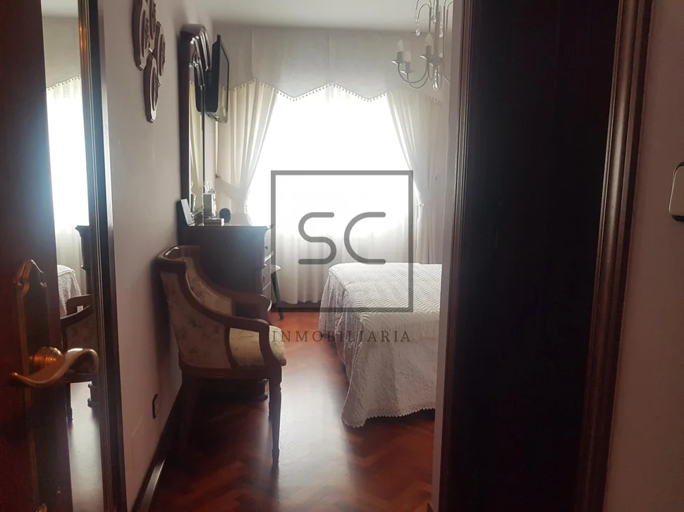 Luminoso piso con terraza y barbacoa en vilaboa, culleredo