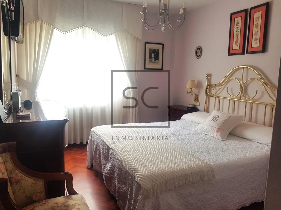 Luminoso piso con terraza y barbacoa en vilaboa, culleredo