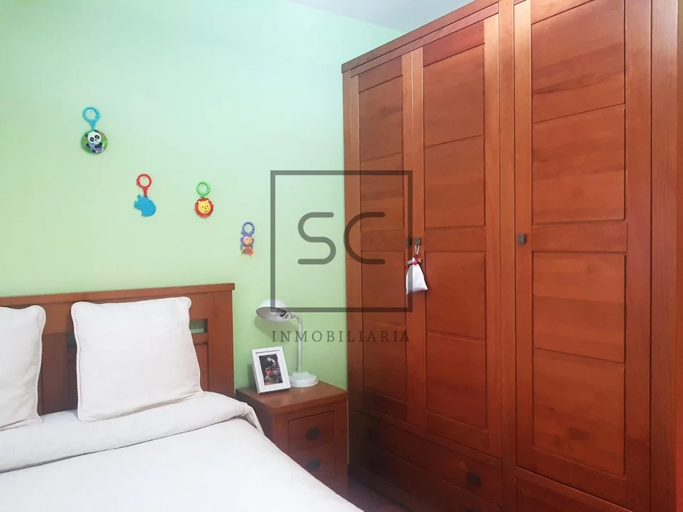 Luminoso piso con terraza y barbacoa en vilaboa, culleredo